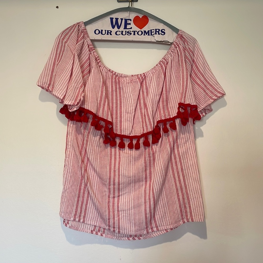 Red pompom top